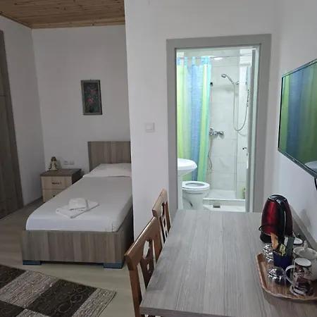 Magnolia's Private *